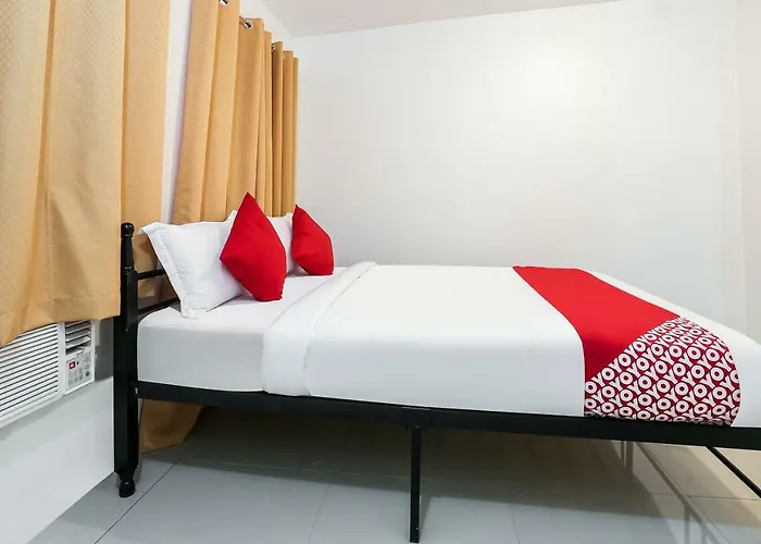 Oyo 226 The Orchard Tower Hotel Manila